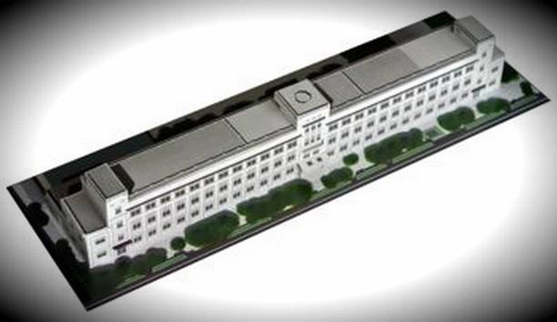 paper model Elementary  railway This  a based in papercraft School buildings  is an of beautiful