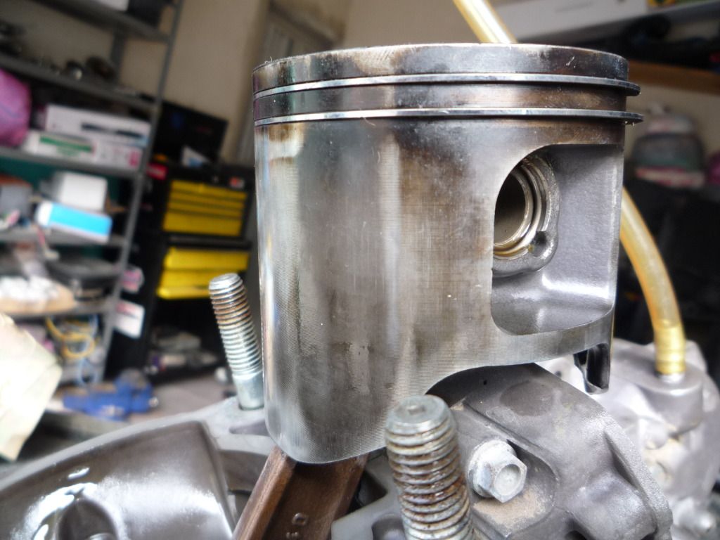 Is this normal piston and cylinder wear? KTM 2Stroke ThumperTalk