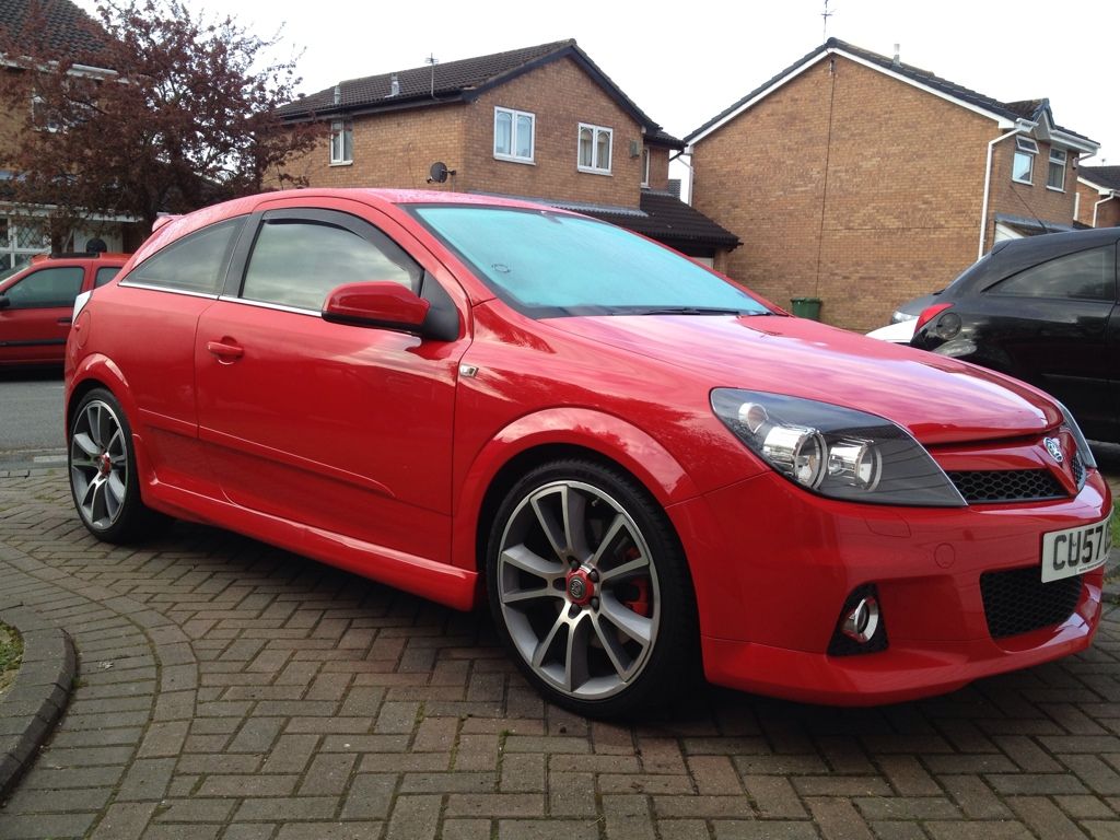 Astra Vxr Red